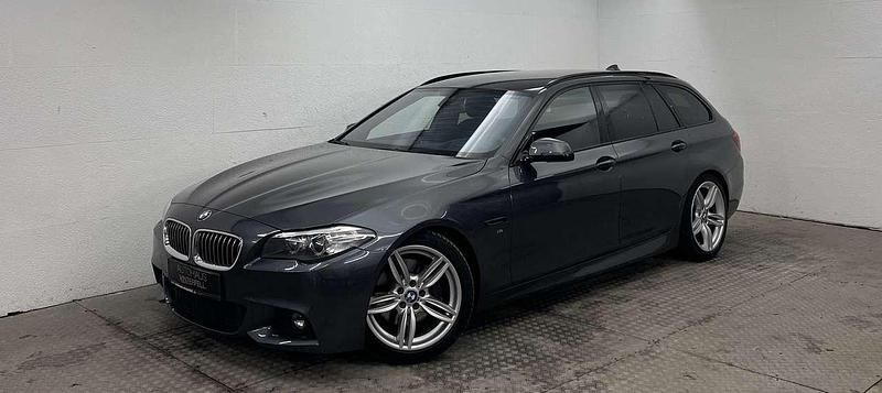 Gebraucht BMW 520 M Sport 250 PS (183 kW) 2016 Grau Kombi