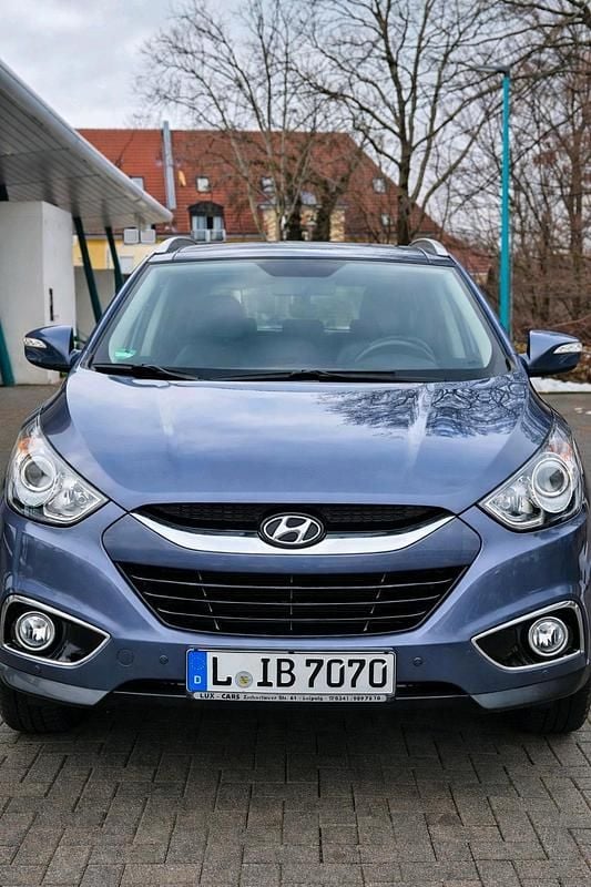 Gebraucht Hyundai Tucson 165 PS (121 kW) 2011 Violet SUV
