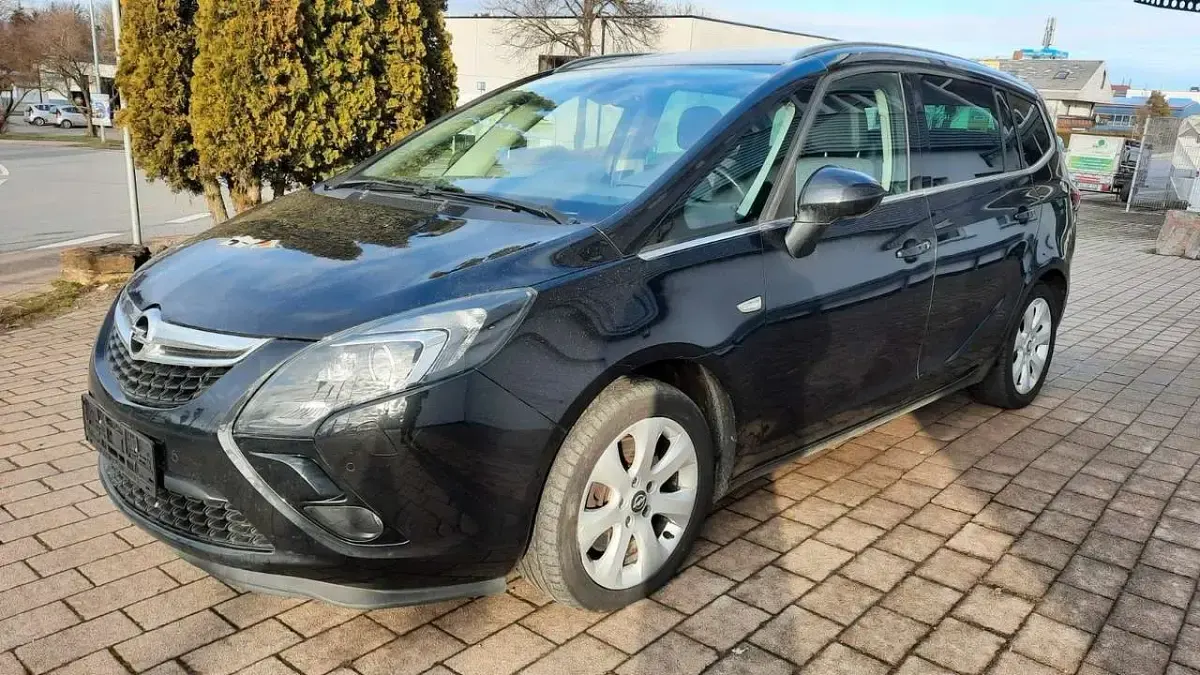 Gebraucht Opel Zafira Tourer Innovation 170 PS (125 kW) 2014 Schwarz Van / Kleinbus