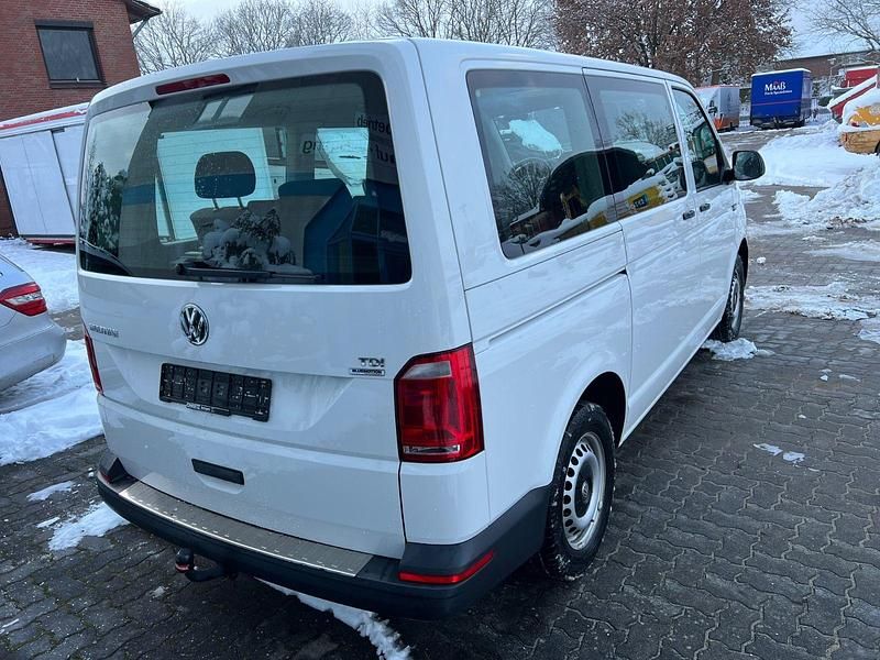 Gebraucht VW Multivan 102 PS (75 kW) 2016 Weiß Van