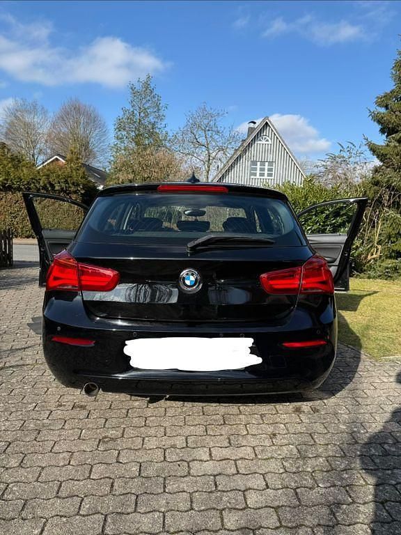 Gebraucht BMW 116 109 PS (80 kW) 2017 Schwarz Kleinwagen