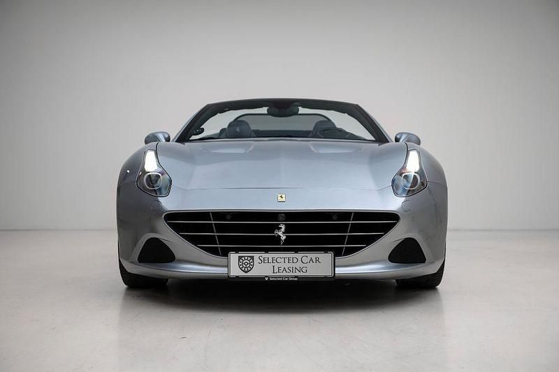 Gebraucht Ferrari California 560 PS (411 kW) 2017 Grau Cabrio