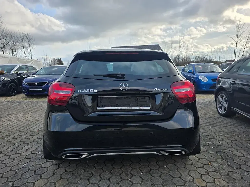 Gebraucht Mercedes A220 177 PS (130 kW) 2015 Schwarz Limousine