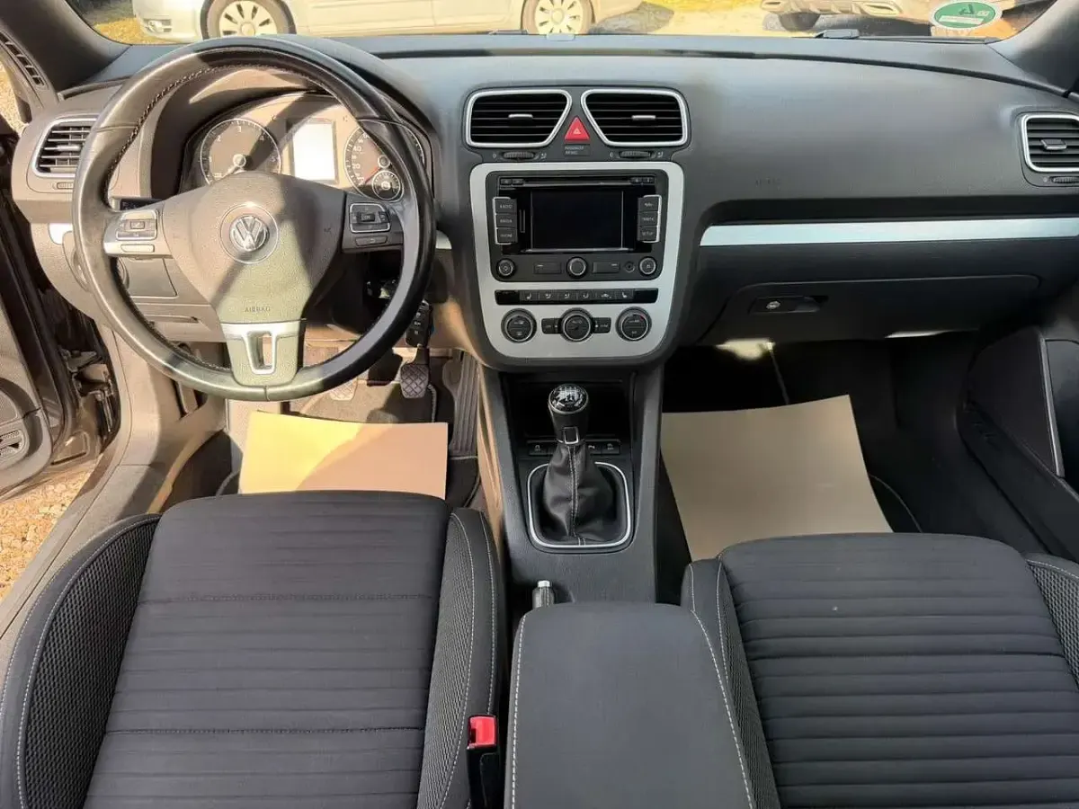 Gebraucht VW Eos Cup 140 PS (102 kW) 2015 Braun Cabrio