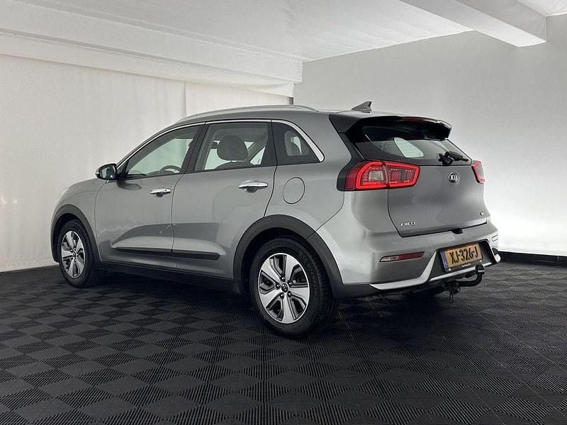 Gebraucht Kia Niro 141 PS (103 kW) 2019 Grau SUV