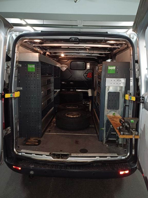 Silber Gebraucht 2018 Ford Transit Custom Van / Kleinbus | 13.500 € (Superpreis) - Bild 1/4