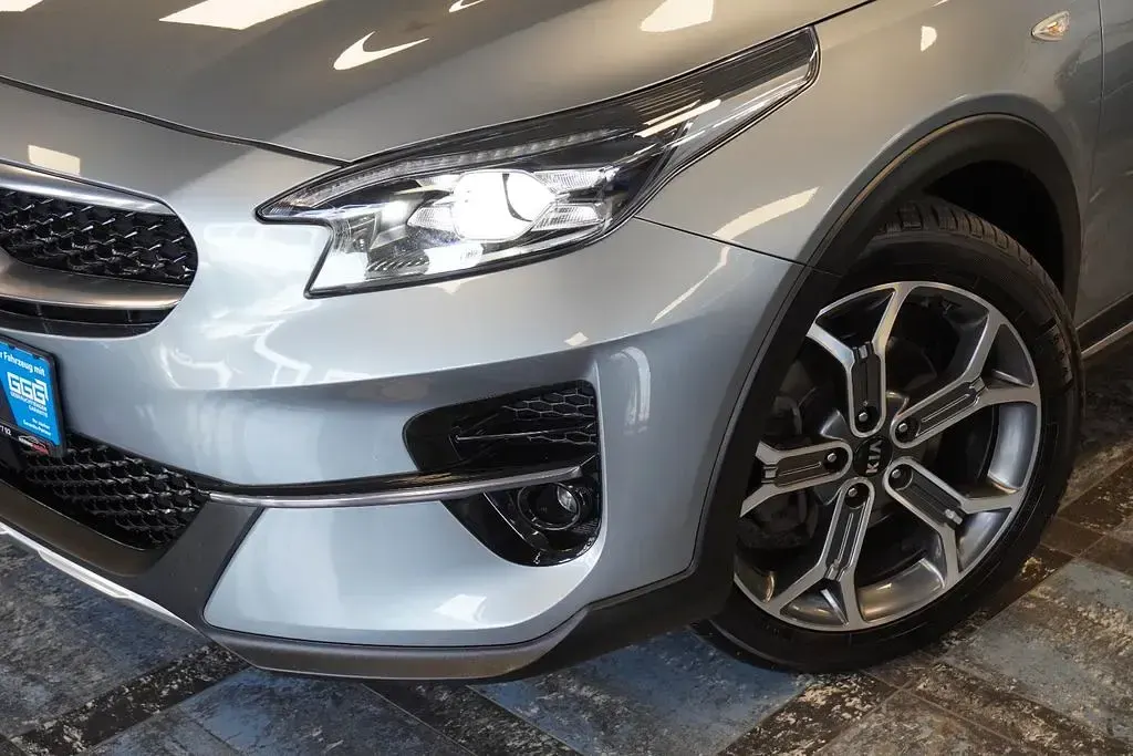 Gebraucht Kia XCeed 140 PS (102 kW) 2020 Silber SUV