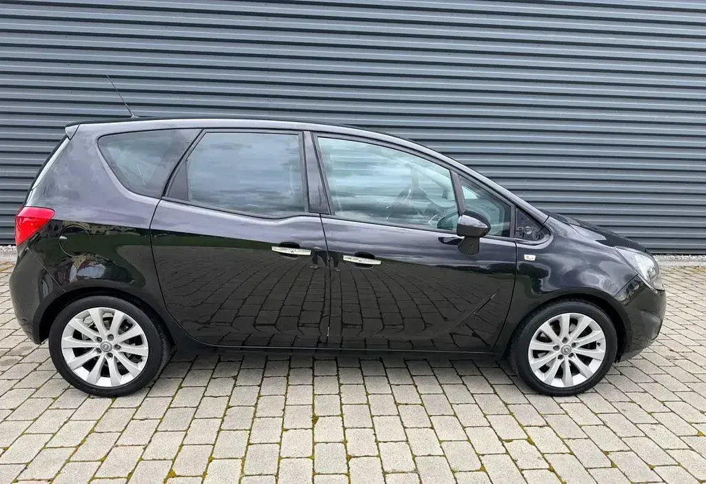 Gebraucht Opel Meriva Innovation 140 PS (102 kW) 2010 Schwarz Van / Kleinbus