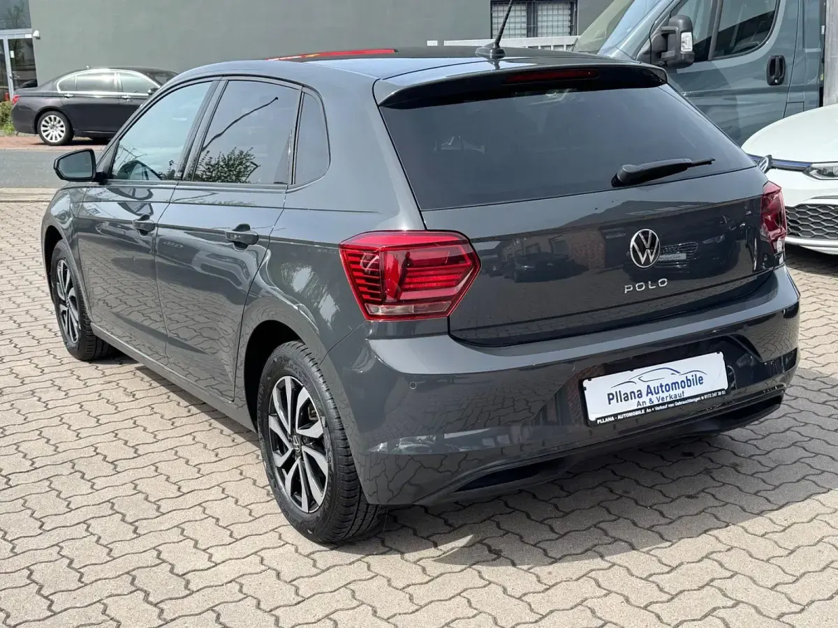 Gebraucht VW Polo 110 PS (80 kW) 2021 Grau Kleinwagen