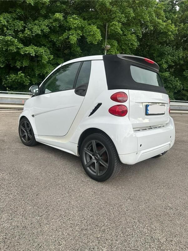 Weiß Gebraucht 2012 Smart ForTwo Cabrio Passion Cabrio | 3.999 € - Bild 1/4