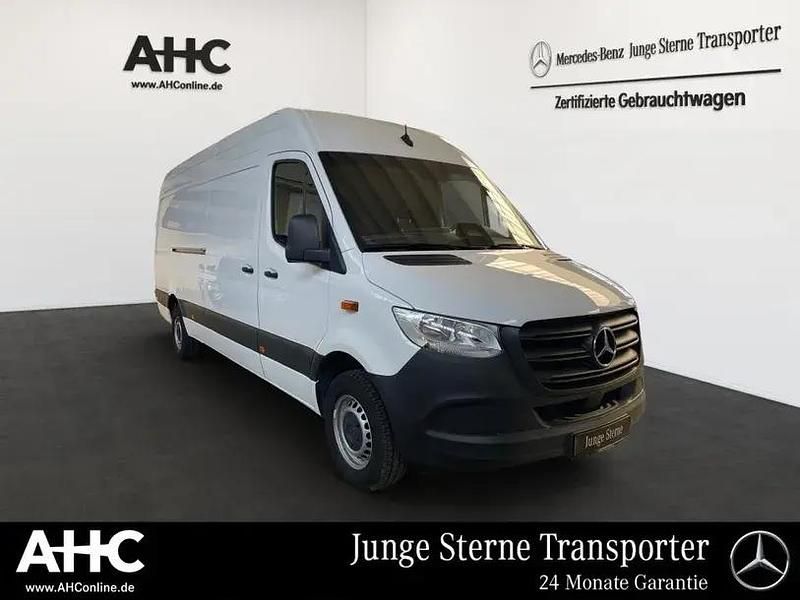 Second-hand Mercedes Sprinter 170 CP (125 kW) 2024 Alb Van