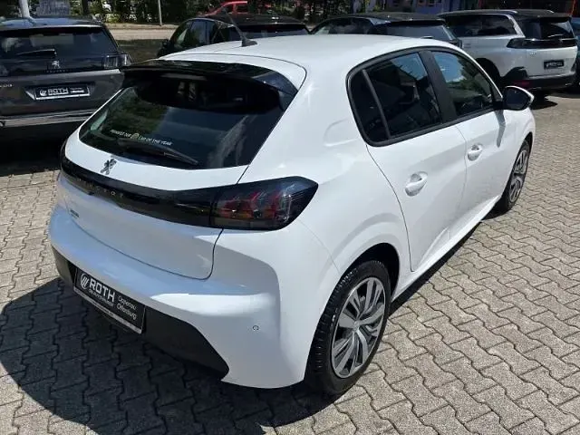 Gebraucht Peugeot 208 Active 75 PS (55 kW) 2020 Weiss Kleinwagen
