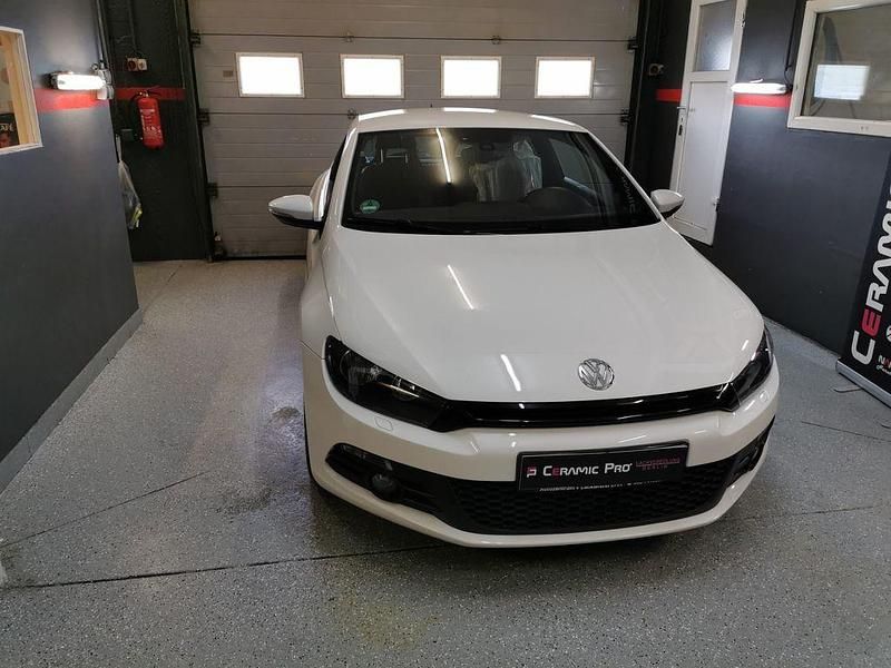 Schwarz Gebraucht 2010 VW Scirocco Team Coupé | 7.500 € (Guter Preis) - Bild 1/4