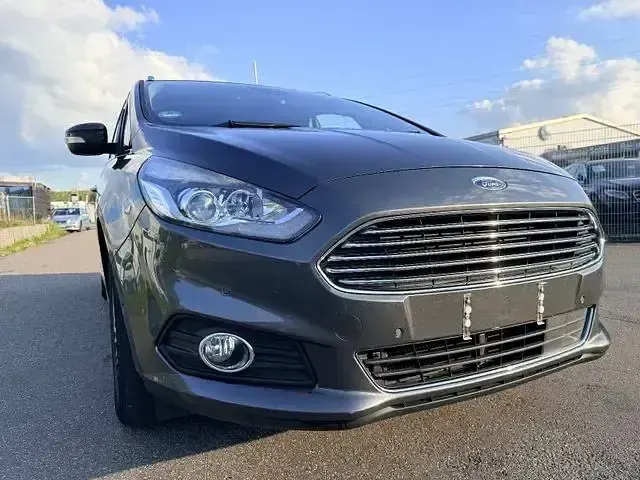 Occasion Ford S-MAX Titanium 165 ch (121 kW) 2019 Gris Monospace