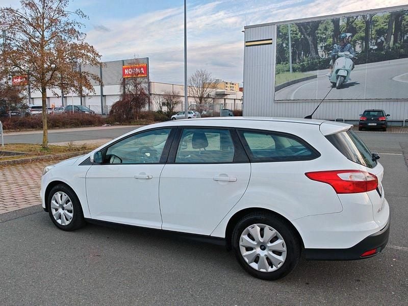 Second-hand Ford Focus 95 CP (69 kW) 2014 Alb Break