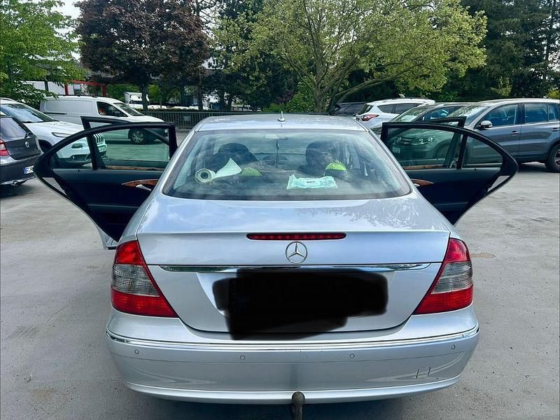 Brugt Mercedes E200 Elegance 184 HK (135 kW) 2008 Sølv Sedan