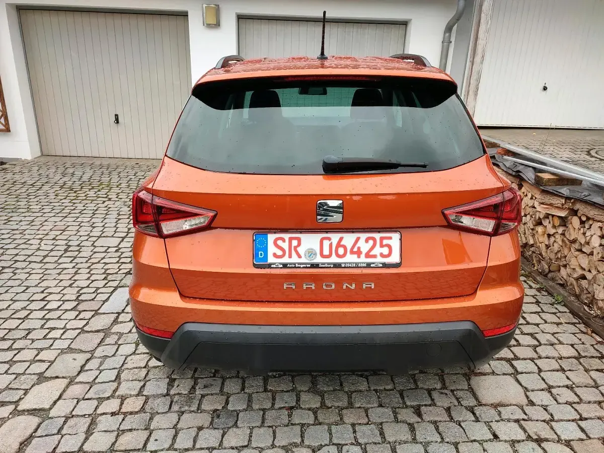 Gebraucht Seat Arona Style 95 PS (69 kW) 2018 Orange SUV