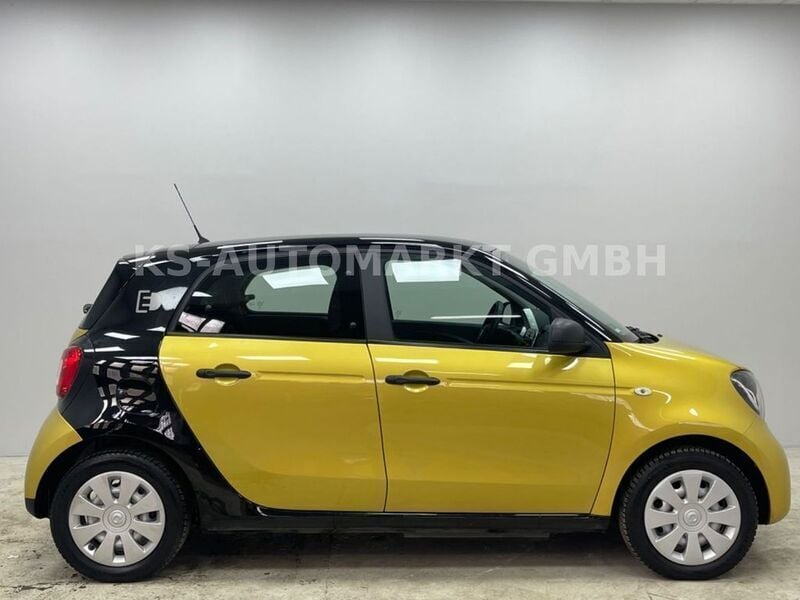Gebraucht Smart ForFour Electric Drive 60 kW (82 PS) 2018 Gelb Kleinwagen