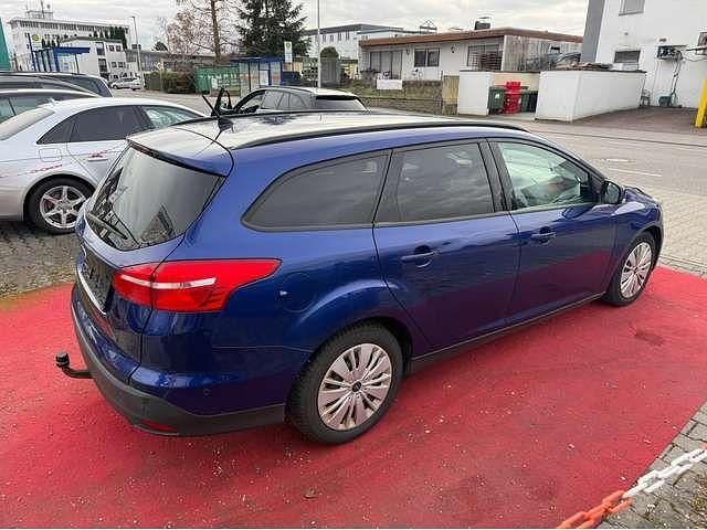 Gebraucht Ford Focus Business Edition 120 PS (88 kW) 2017 Blau Kombi