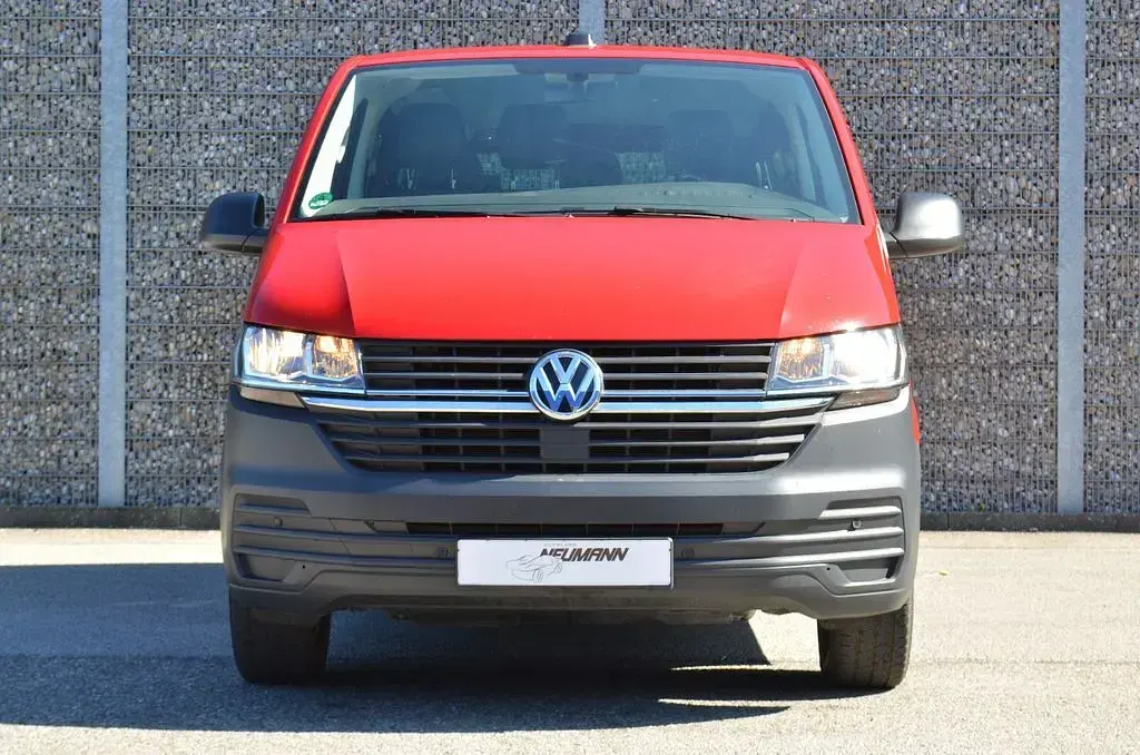 Gebraucht VW Transporter 110 PS (80 kW) 2021 Rot Van