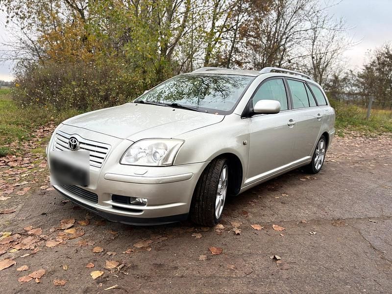 Gebraucht 2004 Toyota Avensis Kombi | 1.899 € (Guter Preis) - Bild 1/4