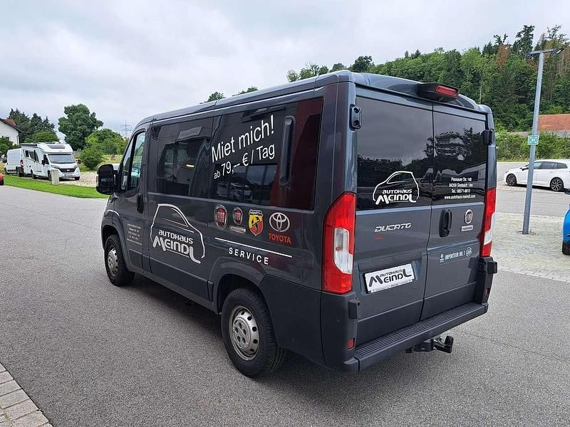Gebraucht Fiat Ducato 140 PS (102 kW) 2020 Fer grau met. Van