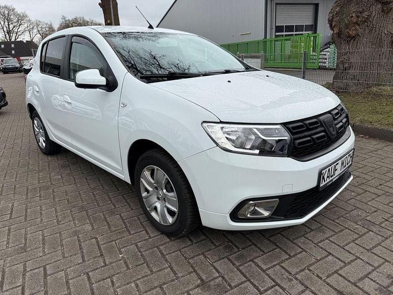 Gebraucht Dacia Sandero 95 PS (69 kW) 2020 Weiß Limousine