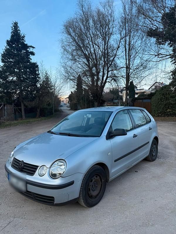 Gebraucht VW Polo 64 PS (47 kW) 2004 Silber Kleinwagen