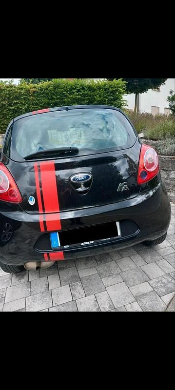 Schwarz Gebraucht 2014 Ford Ka Kleinwagen | 2.800 € - Bild 1/1