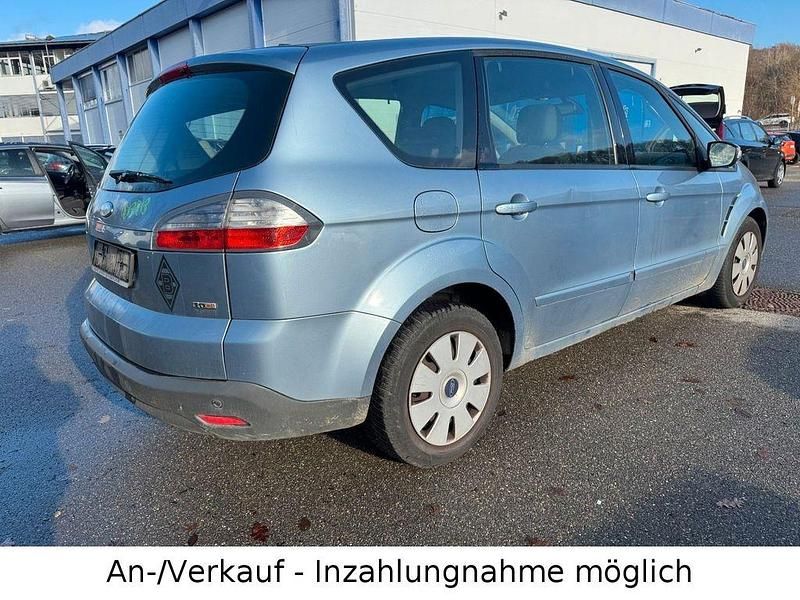 Gebraucht Ford S-MAX Trend 140 PS (102 kW) 2008 Silber Van / Kleinbus