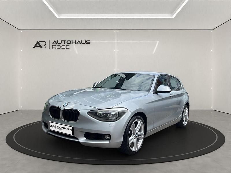 Silber Gebraucht 2015 BMW 120 Kleinwagen | 11.990 € (Teuer) - Bild 1/4
