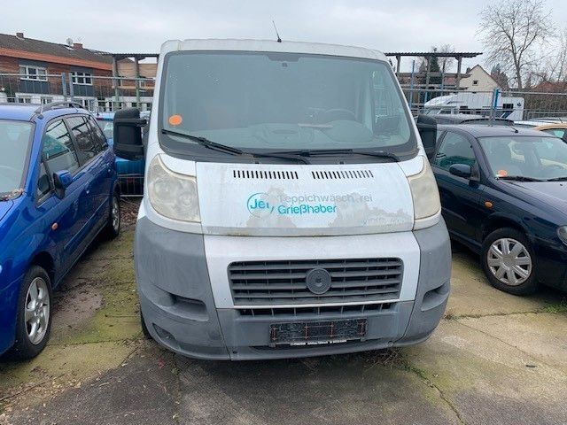 Gebraucht Fiat Ducato 101 PS (74 kW) 2010 Weiß Van