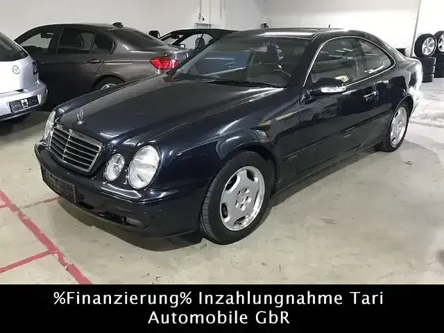 Gebraucht Mercedes CLK230 197 PS (144 kW) 2002 Schwarz Coupé