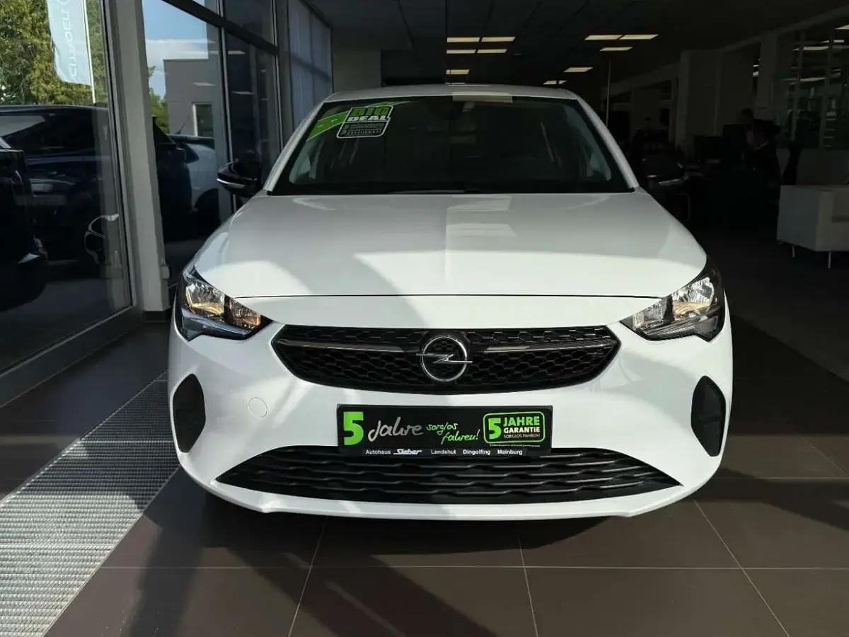 Gebraucht Opel Corsa-e Edition 100 kW (136 PS) 2022 Arktis weiss Kleinwagen