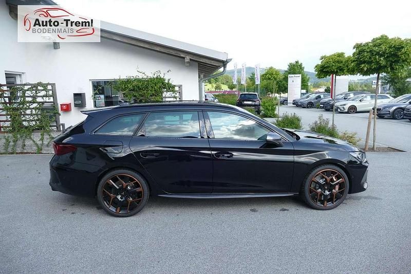 Neu Cupra Leon VZ 333 PS (244 kW) 2026 Midnight schwarz Kombi