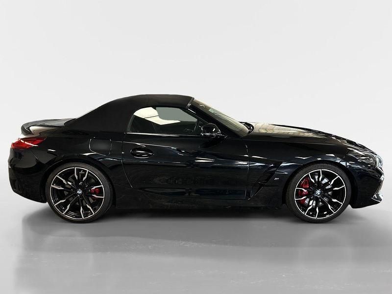 Gebraucht BMW Z4 Pure Impulse 340 PS (250 kW) 2025 Schwarz Cabrio