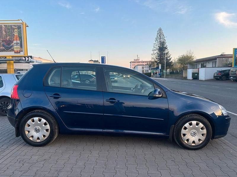 Gebraucht VW Golf V Comfortline 150 PS (110 kW) 2007 Blau Limousine