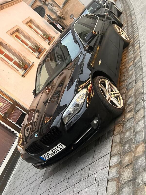 Schwarz Gebraucht 2012 BMW 520 Limousine | 10.500 € (Superpreis) - Bild 1/4
