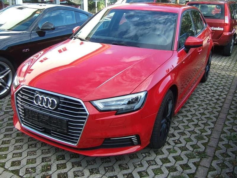 Gebraucht Audi A3 Sport 204 PS (150 kW) 2020 Y1 / y3u Limousine