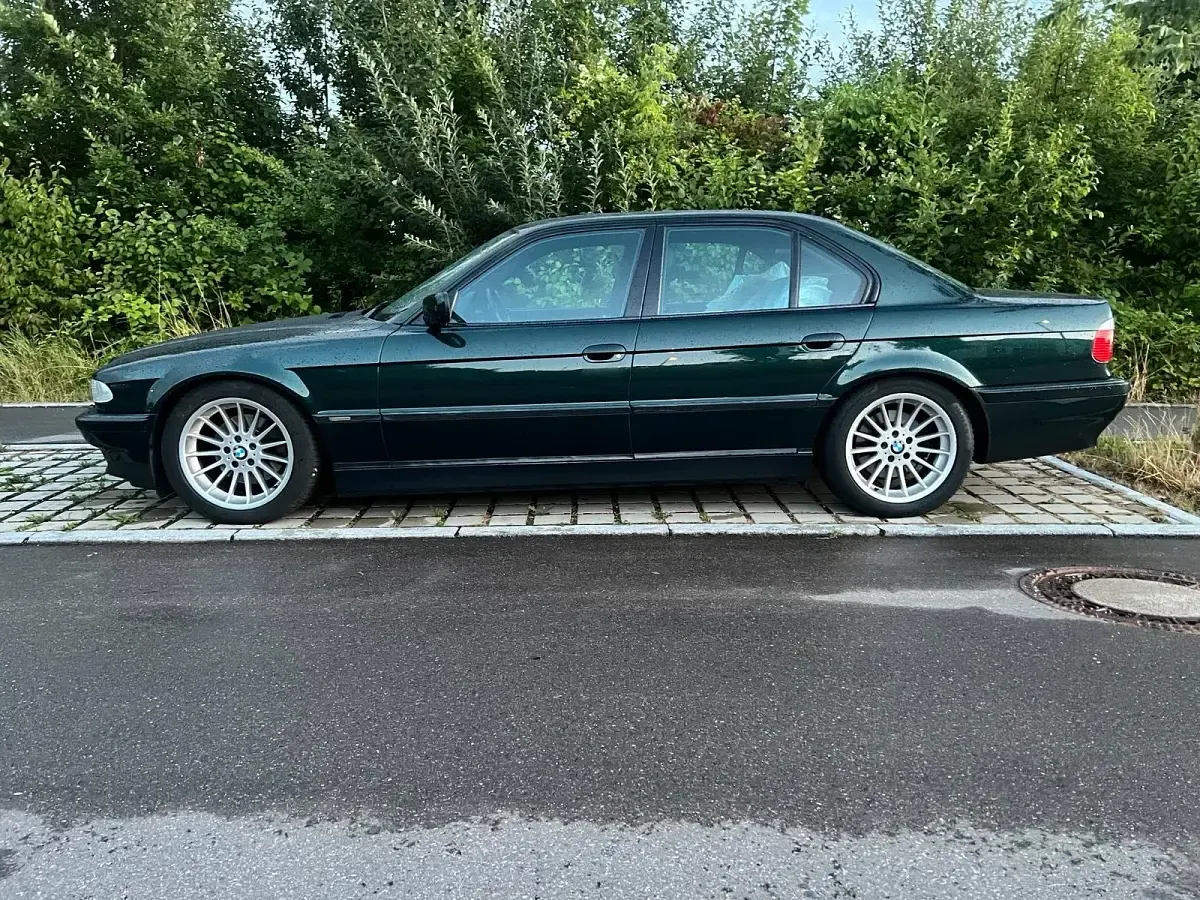 Gebraucht BMW 740 286 PS (210 kW) 2000 Grün Limousine