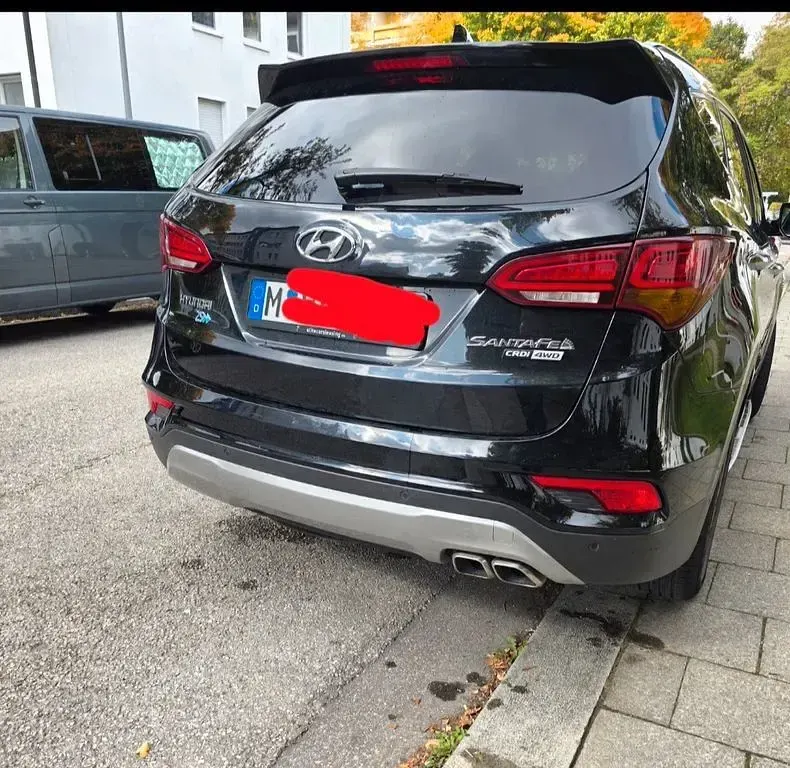 Gebraucht Hyundai Santa Fe 200 PS (147 kW) 2017 Schwarz SUV