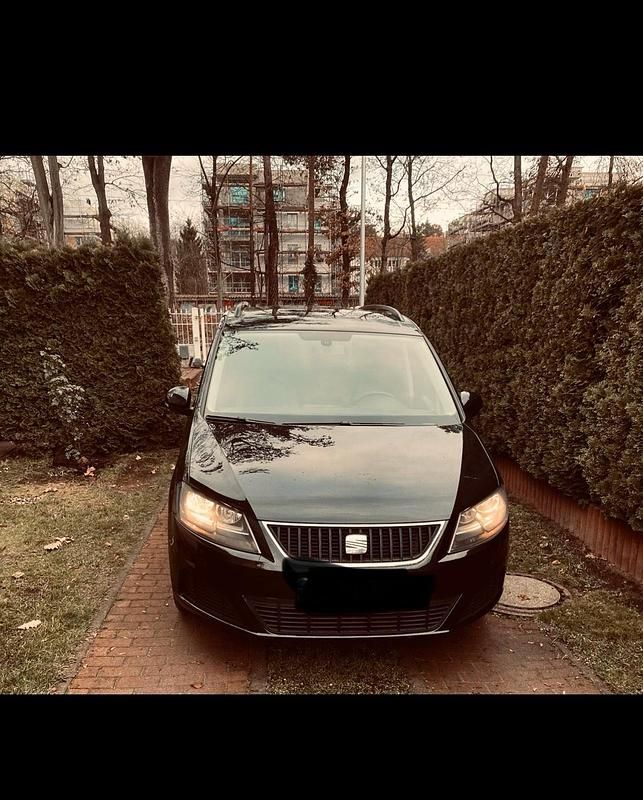 Gebraucht Seat Alhambra 140 PS (102 kW) 2011 Schwarz Van / Kleinbus