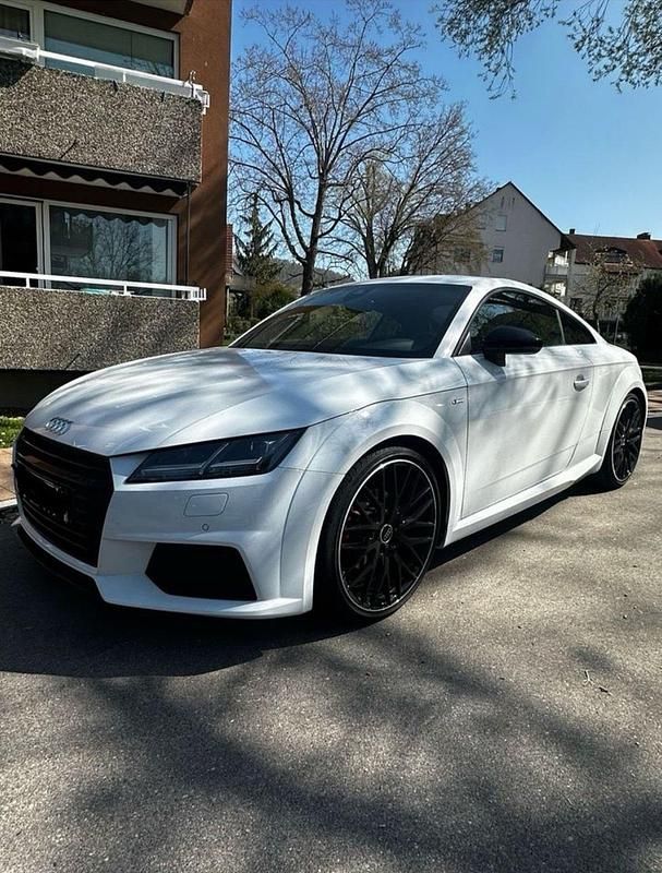 Weiß Gebraucht 2017 Audi TT S-Line Coupé | 25.999 € (Fairer Preis) - Bild 1/4