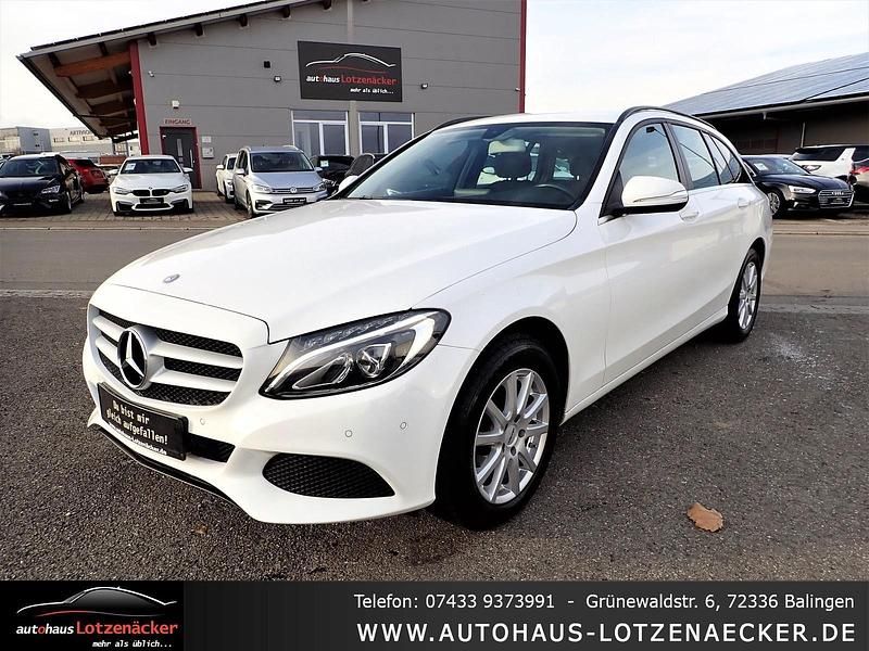 Weiß Gebraucht 2015 Mercedes C200 Kombi | 12.390 € (Fairer Preis) - Bild 1/4