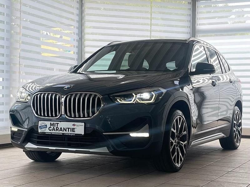Storm bay metallic Gebraucht 2022 BMW X1 Sport Line SUV | 22.999 € (Guter Preis) - Bild 1/4