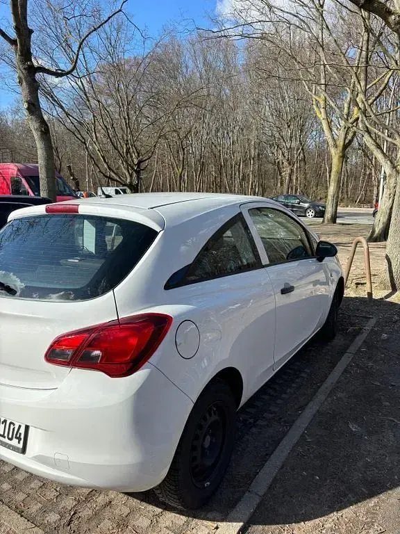 Gebraucht Opel Corsa Selection 69 PS (50 kW) 2016 Weiß Kleinwagen
