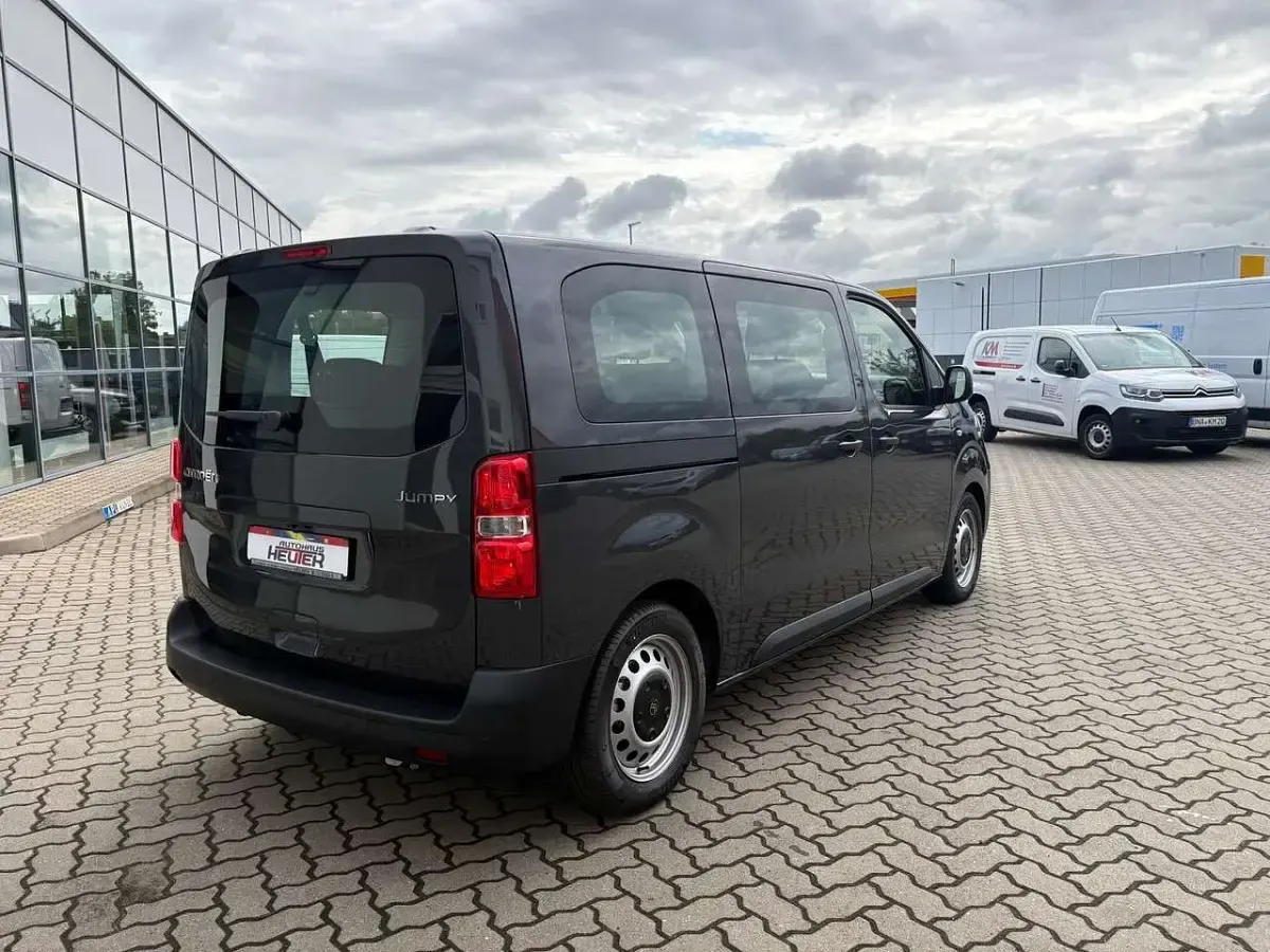 Neu Citroën Jumpy 179 PS (131 kW) 2026 Titaniumgrau Van / Kleinbus