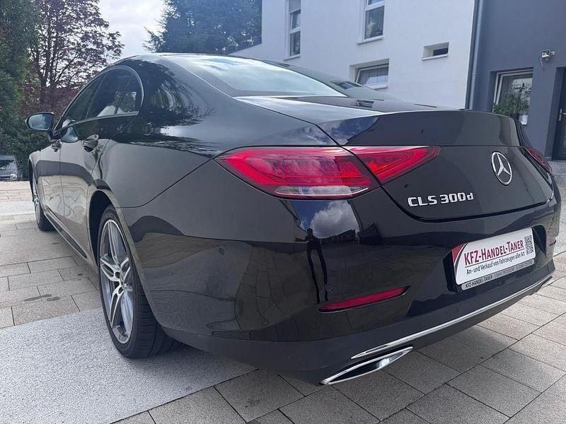 Gebraucht Mercedes CLS300 245 PS (180 kW) 2019 Obsidianschwarz Limousine
