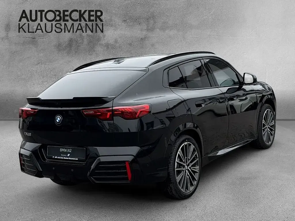 Neu BMW iX2 M Sport 225 kW (306 PS) 2026 Schwarz SUV