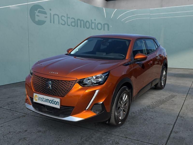 Gebraucht Peugeot e-2008 Active 100 kW (136 PS) 2021 Orange SUV